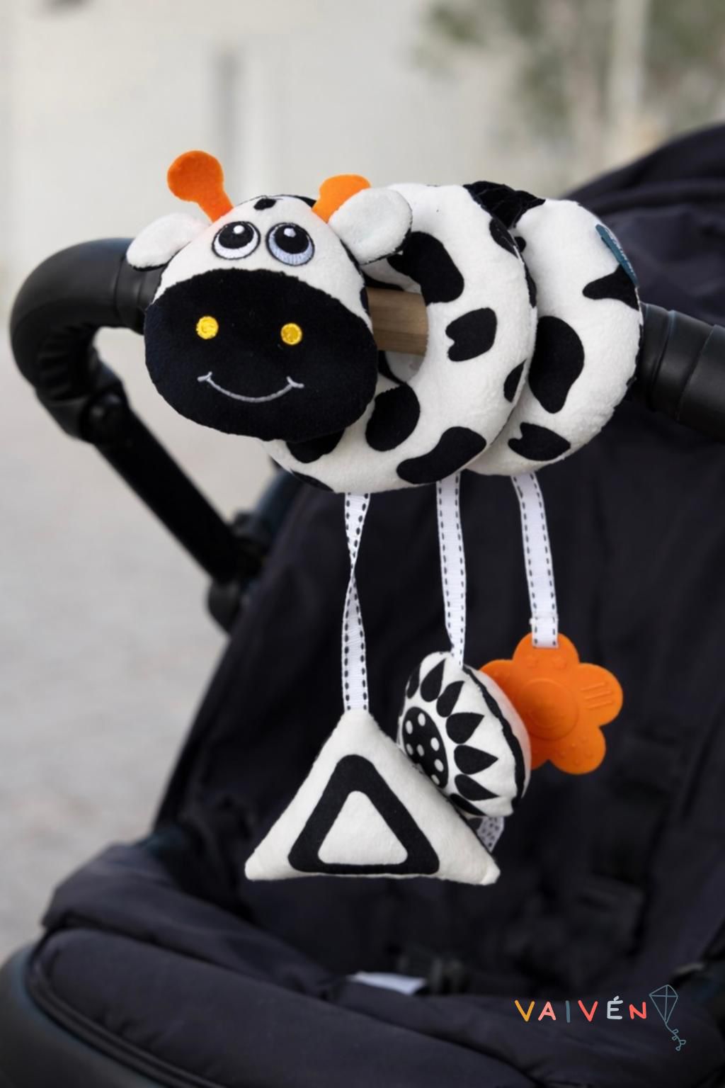 Colgante blanco y negro - Image 2